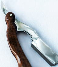 Load image into Gallery viewer, Walnut Shavette Heavy