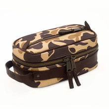 Load image into Gallery viewer, Campaign Waxed Canvas Toiletry Square Shave Kit