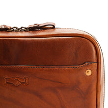 Load image into Gallery viewer, Heritage Leather "Doc" Electronics Organizer / Toiletry Kit