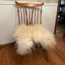 Load image into Gallery viewer, Bark Tanned Icelandic Sheepskin Seat Cover | Glacier LRF1
