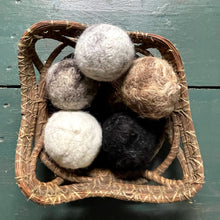 Load image into Gallery viewer, Icelandic Wool Dryer Balls
